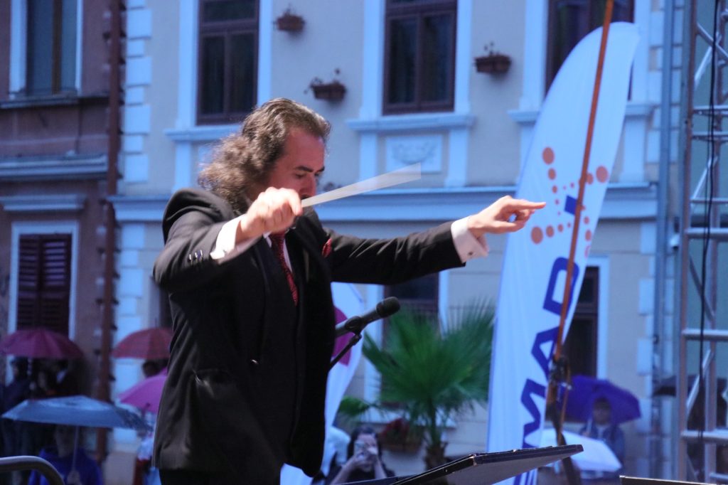 Partnership for Culture with the BRAȘOV Philharmonic 3 Partnership for Culture with the BRAȘOV Philharmonic