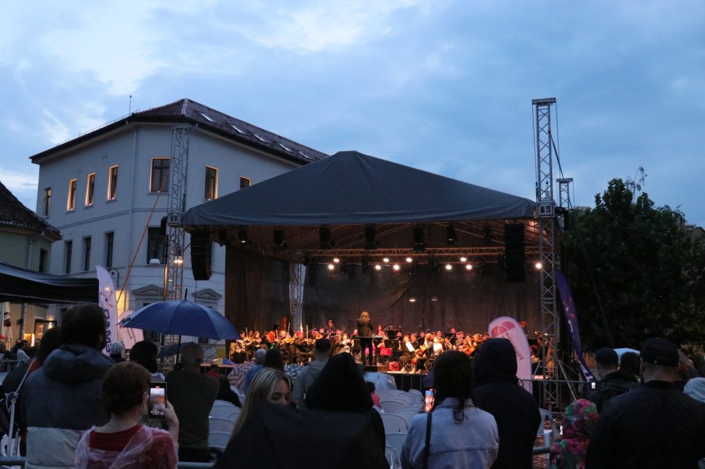 Partnership for Culture with the BRAȘOV Philharmonic 4 Partnership for Culture with the BRAȘOV Philharmonic