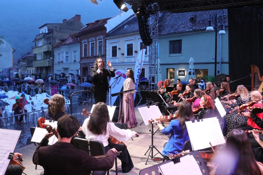 Partnership for Culture with the BRAȘOV Philharmonic 5 Partnership for Culture with the BRAȘOV Philharmonic